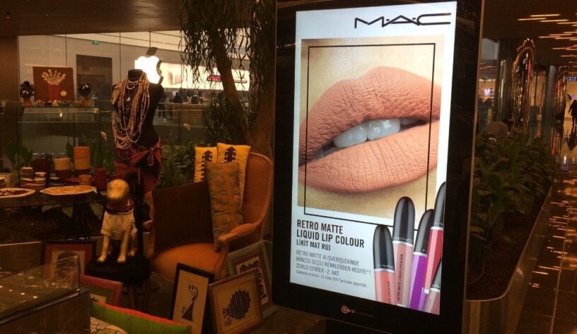 MAC Cosmetics, anlık optimizasyon ile satışlarını yükseltiyor