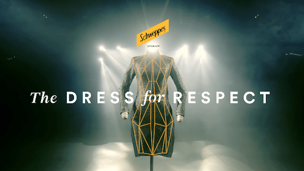 Tacize dikkat çekmek için Schweppes dokunmaya duyarlı elbise tasarladı