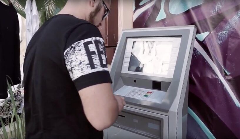 Neredeyse gerçek bir ATM sizi inandırabilir mi