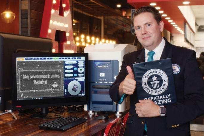 Arby's yeni kampanyası ile iki Guinness Dünya Rekorunun sahibi