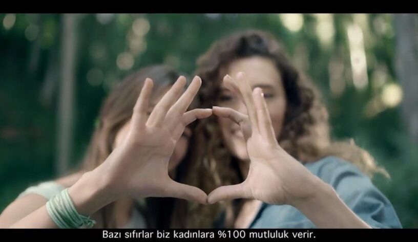 Molped yeni reklamında Pure&Soft ile %100 mutluluk vaat ediyor-campaigntr