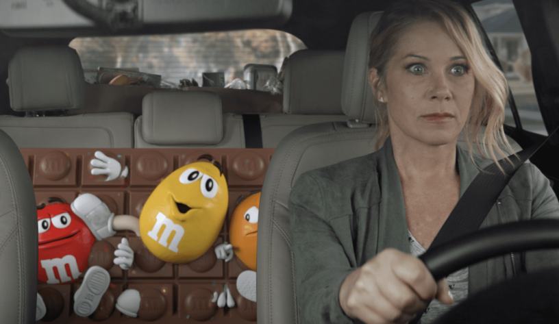 M&M’s Super Bowl reklamında yeni ürününü tanıtıyor-campaigntr