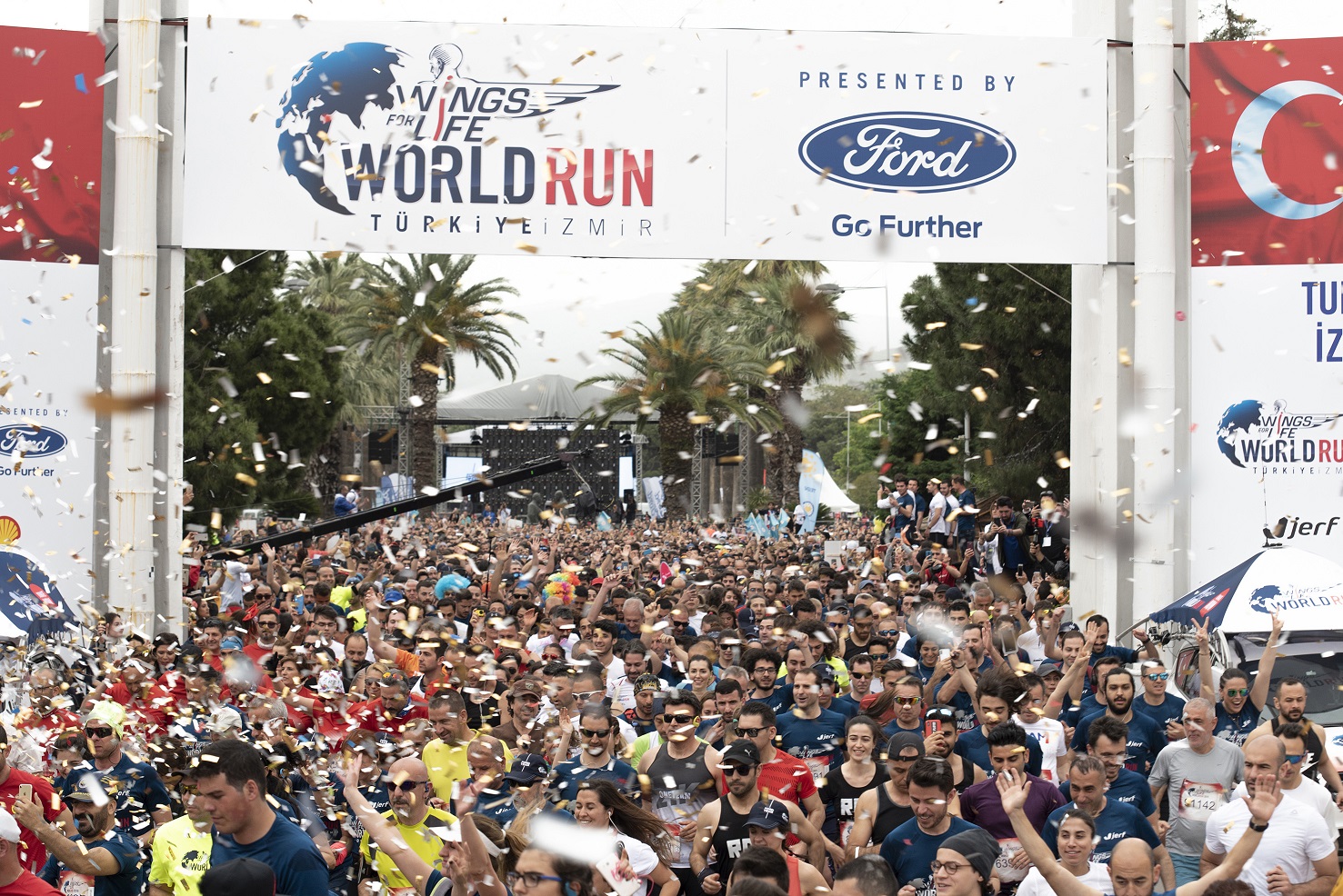 Ford Team dünyanın en kalabalık koşu takımı oldu-campaigntr
