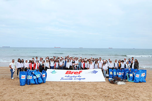 Bref kıyılarımızı atıklardan temizledi-campaigntr