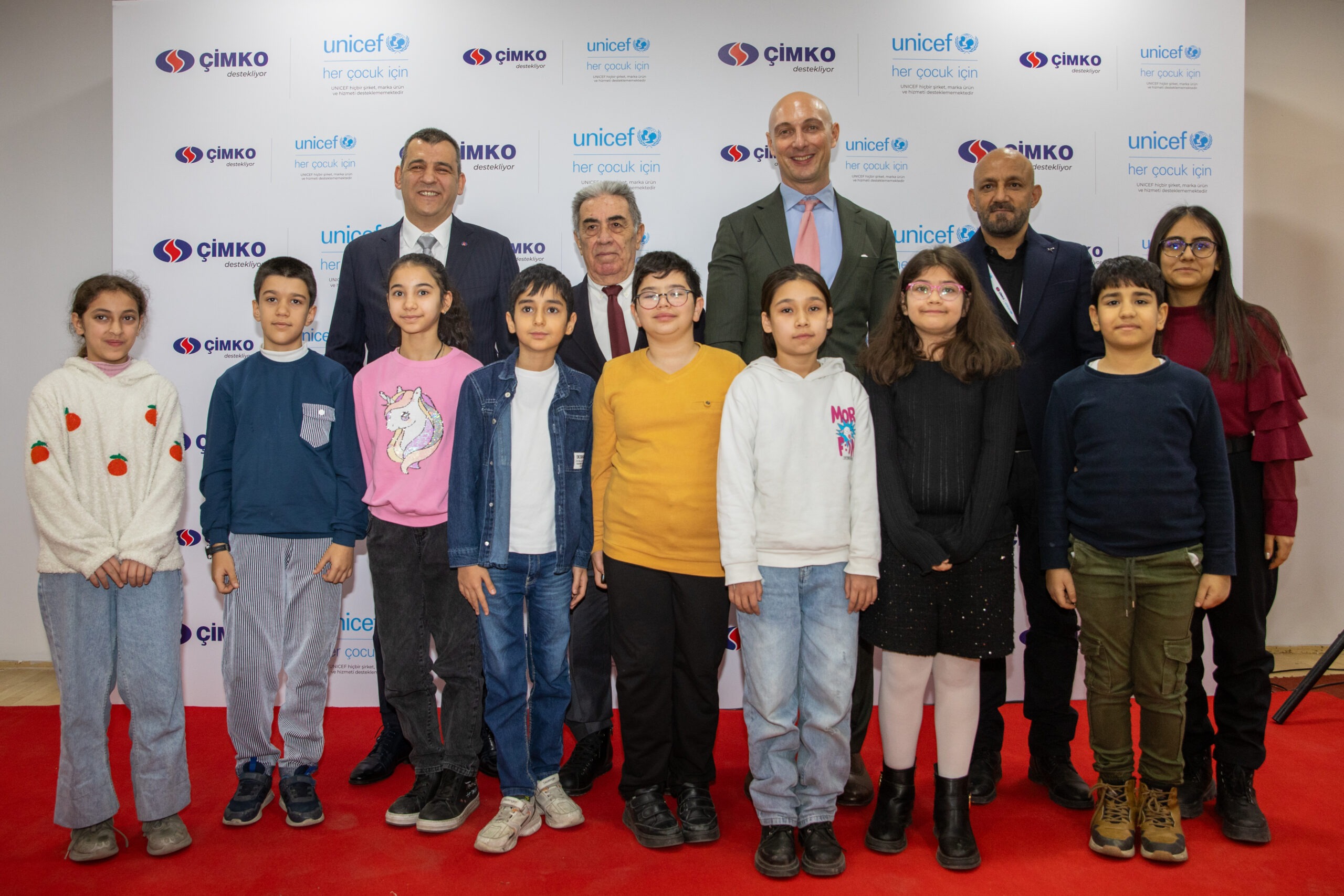 Çimko, UNICEF iş birliğiyle Güneydoğu Anadolu’daki çocukların dijital geleceğine yatırım yapıyor