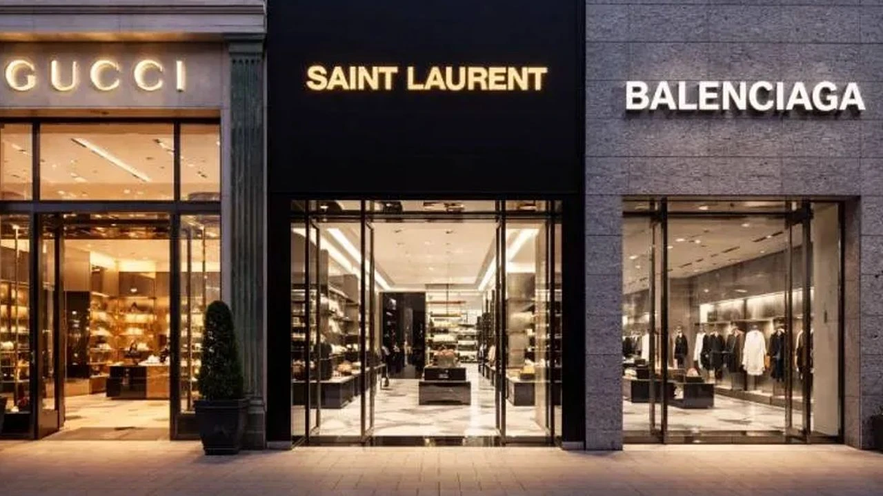 Lüks marka devi 100 mağazayı daha gözden çıkardı
