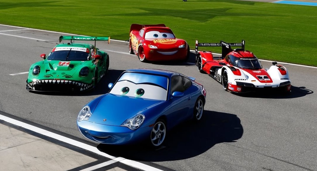 Porsche, Cars filminin ikonik karakterlerini Daytona’da yeniden buluşturdu