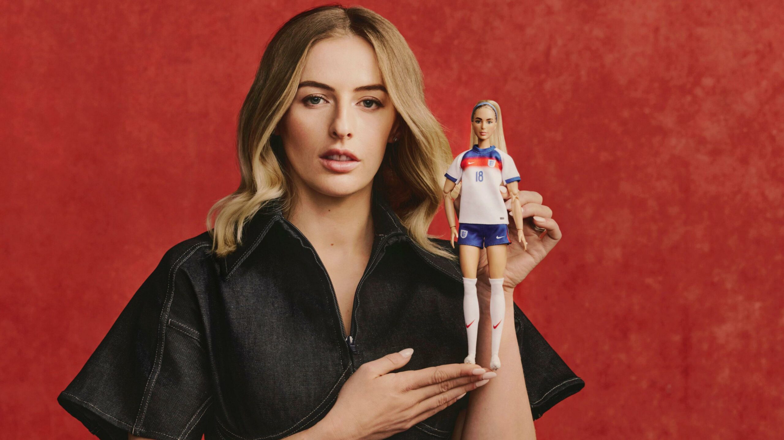Dünya Kadınlar Günü’nde Barbie’nin Rol Modeli, İngiliz Futbol Yıldızı Chloe Kelly oldu