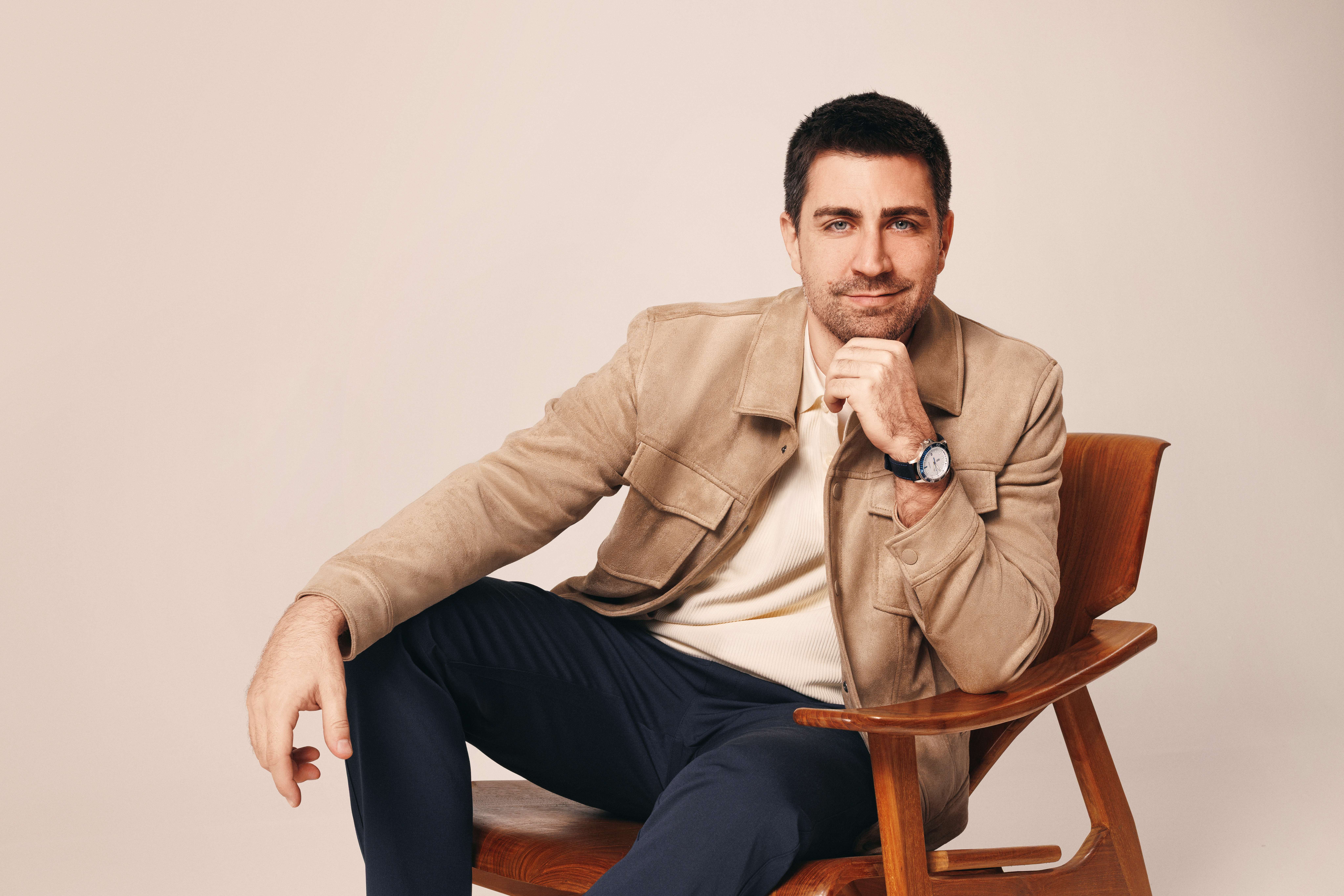 Nautica’nın yeni marka yüzü başarılı oyuncu Çağlar Ertuğrul oldu