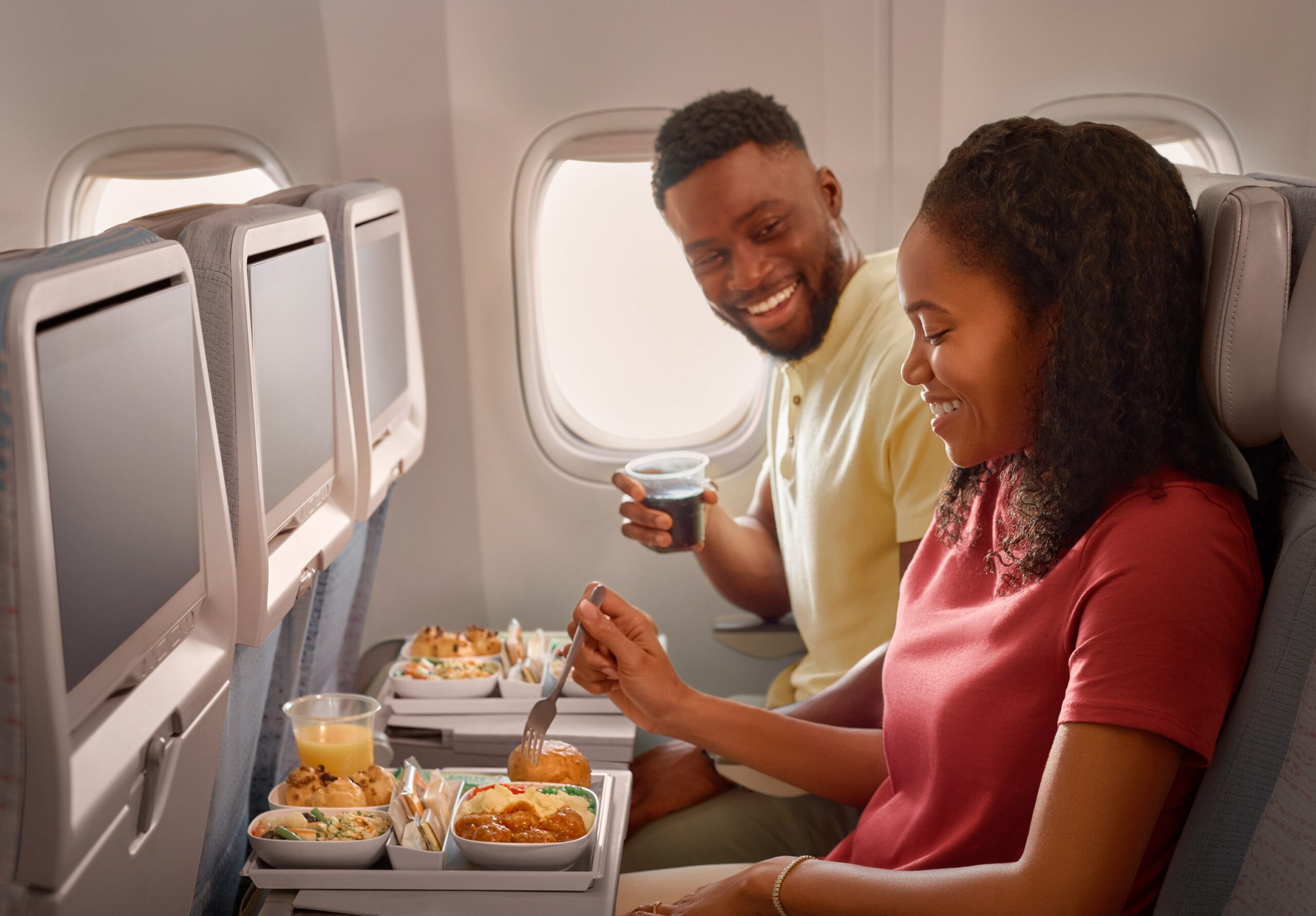 Emirates, uçak içinde kullanılan 88 ton plastiği yeniden dönüştürdü